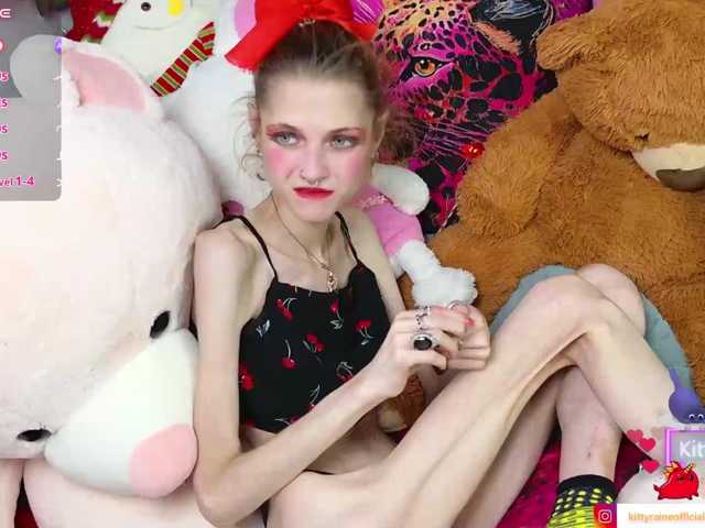 KittyRaine live cam on BongaCams