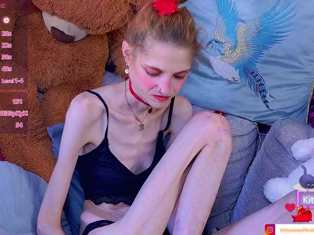KittyRaine live cam on BongaCams