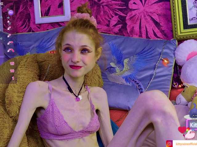 KittyRaine live cam on BongaCams