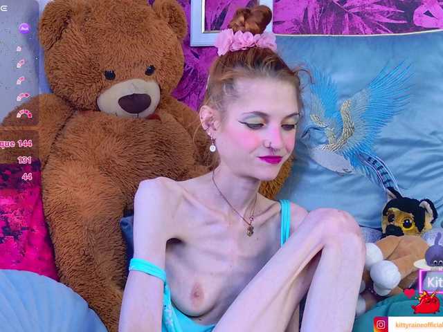 KittyRaine live cam on BongaCams