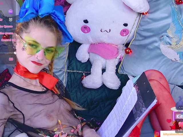 KittyRaine live cam on BongaCams