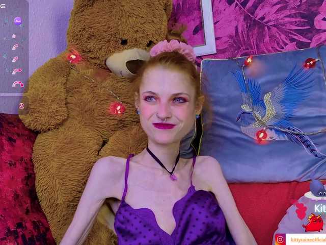 KittyRaine live cam on BongaCams