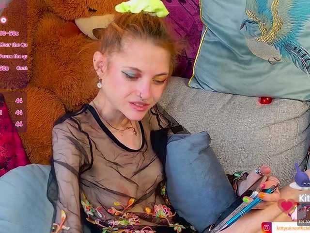 KittyRaine live cam on BongaCams
