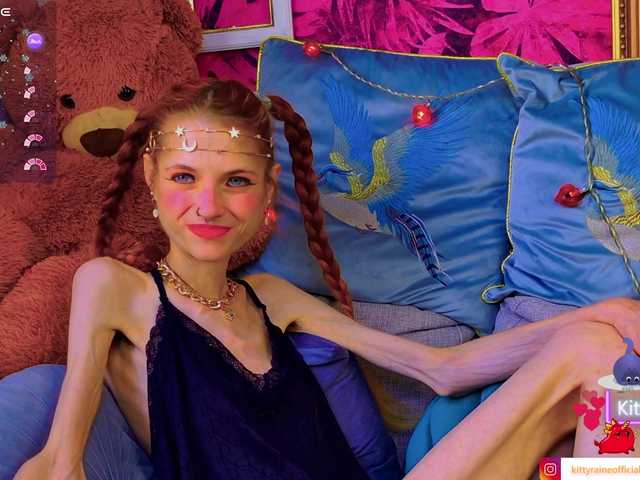 KittyRaine live cam on BongaCams