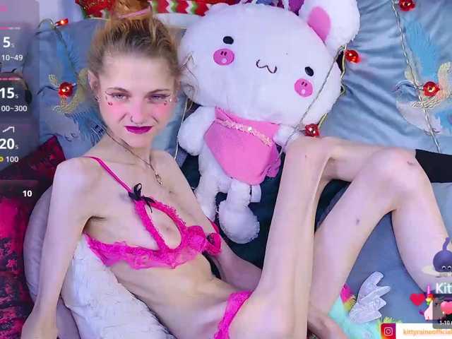 KittyRaine live cam on BongaCams