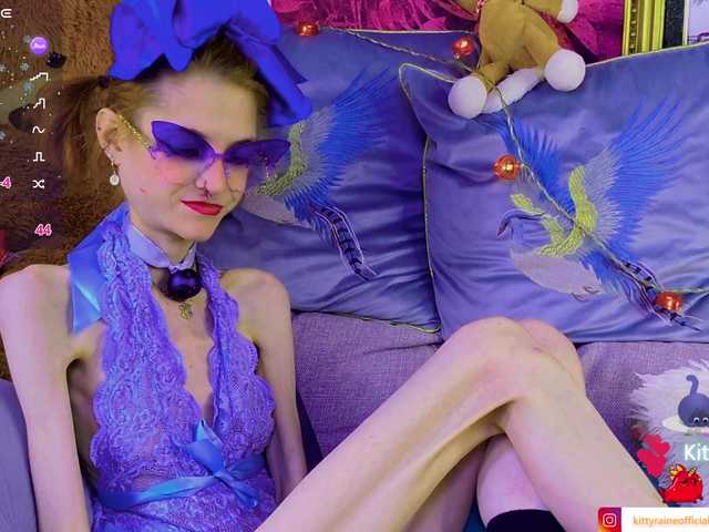 KittyRaine live cam on BongaCams