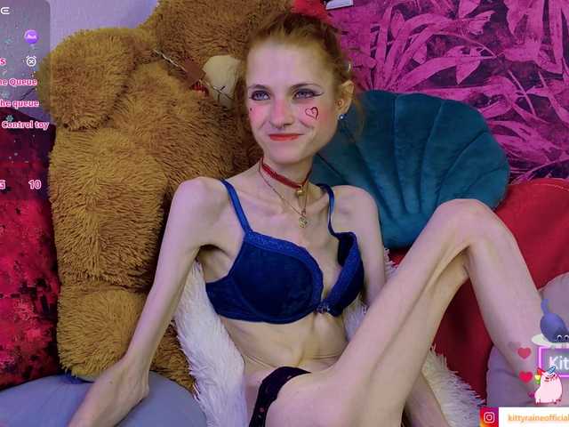 KittyRaine live cam on BongaCams