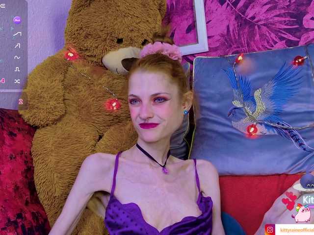 KittyRaine live cam on BongaCams