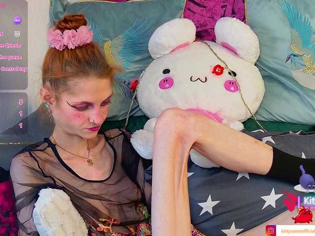 KittyRaine live cam on BongaCams