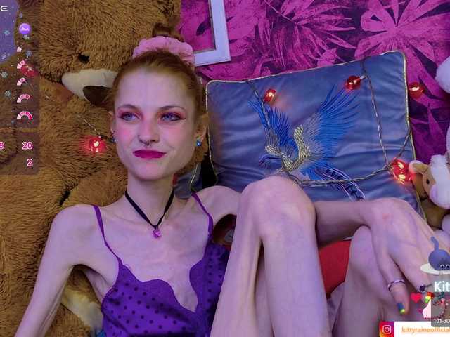 KittyRaine live cam on BongaCams