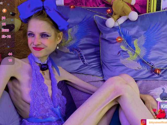 KittyRaine live cam on BongaCams