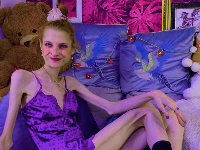 KittyRaine live cam on BongaCams