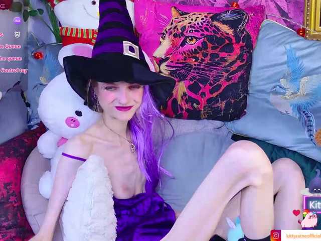 KittyRaine live cam on BongaCams