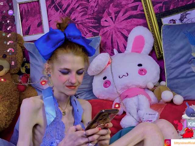 KittyRaine live cam on BongaCams