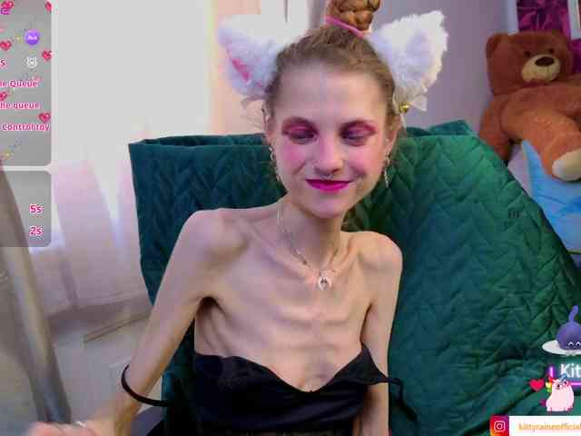 KittyRaine webcam