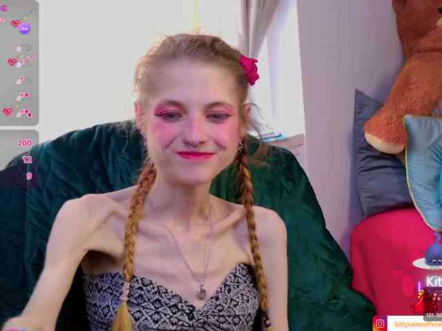 KittyRaine webcam