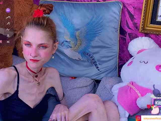 KittyRaine webcam