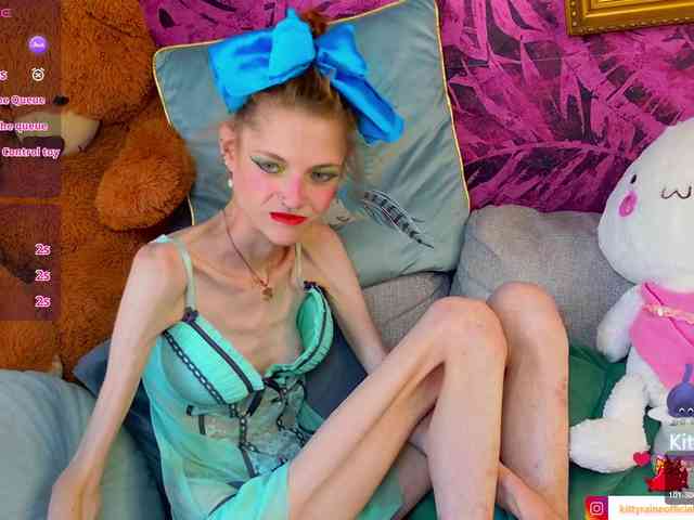 KittyRaine webcam