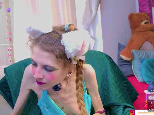 KittyRaine webcam