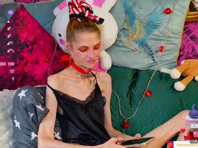 KittyRaine webcam