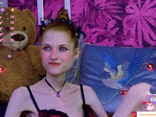 KittyRaine webcam