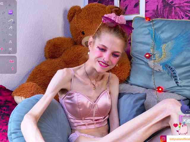 KittyRaine webcam