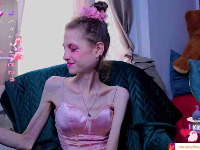 KittyRaine webcam