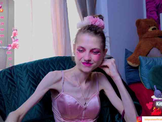 KittyRaine webcam