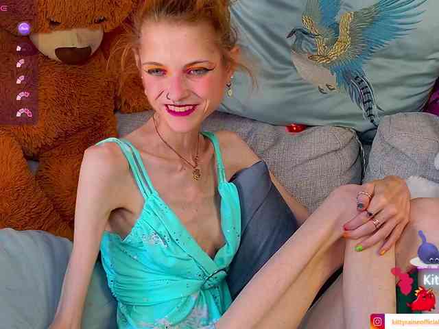 KittyRaine webcam