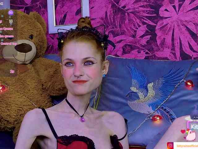KittyRaine webcam