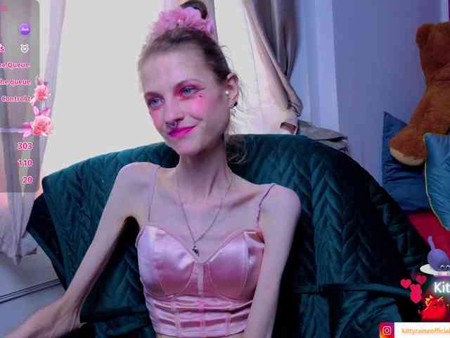 KittyRaine webcam