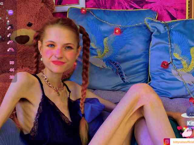 KittyRaine webcam