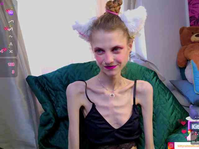 KittyRaine webcam