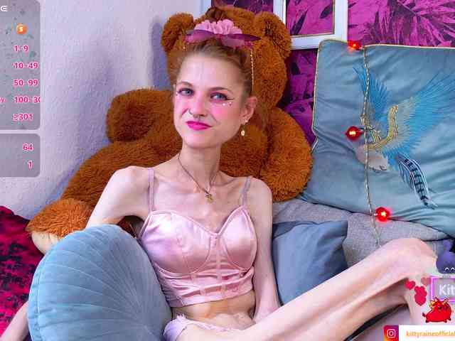 KittyRaine webcam