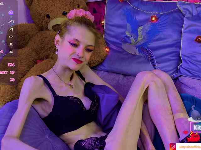 KittyRaine webcam