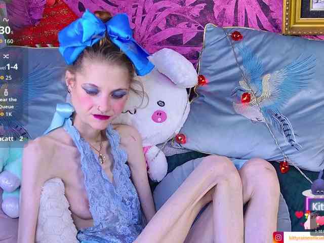 KittyRaine webcam