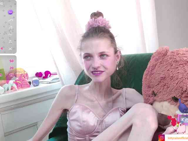 KittyRaine webcam