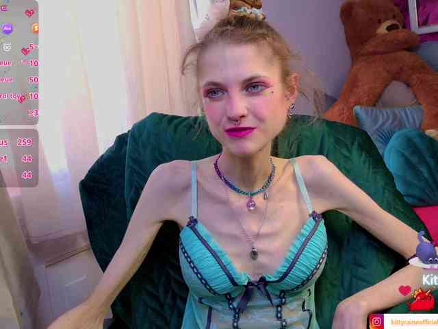 KittyRaine webcam