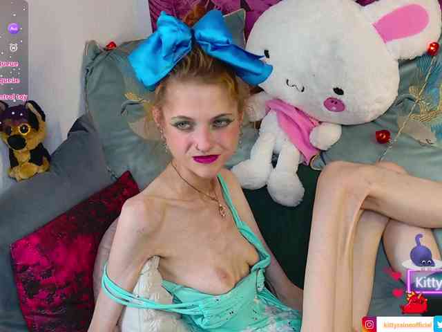 KittyRaine webcam