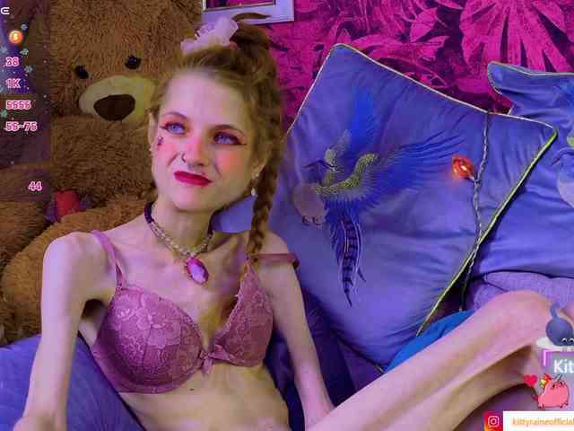 KittyRaine webcam