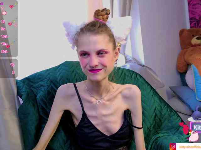 KittyRaine webcam