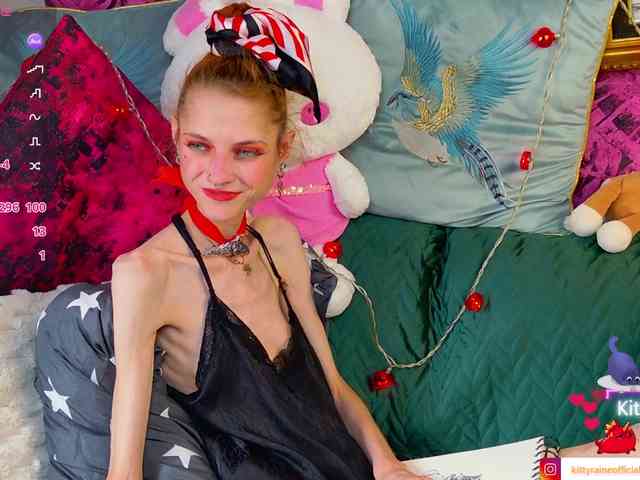 KittyRaine webcam