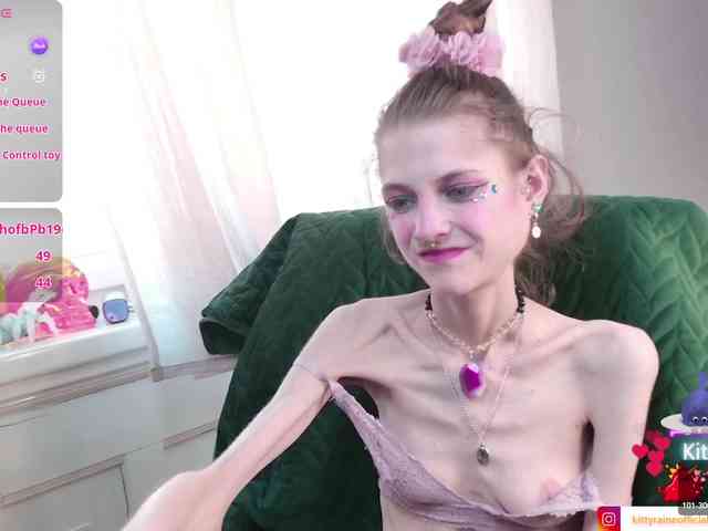 KittyRaine webcam