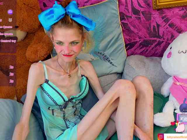 KittyRaine webcam