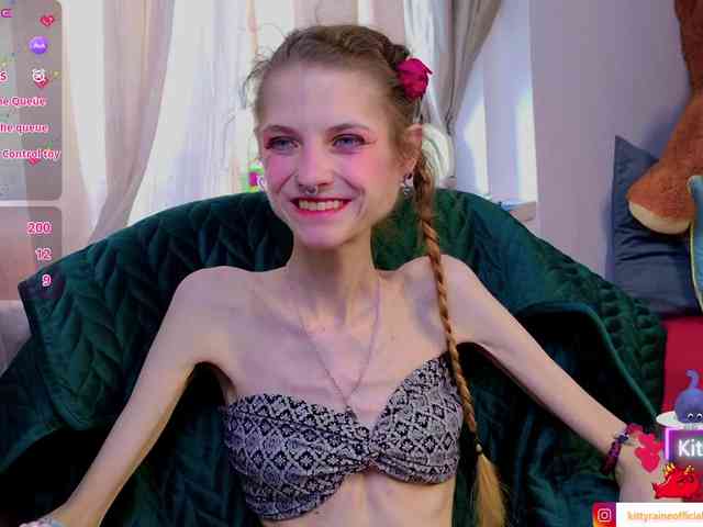 KittyRaine webcam