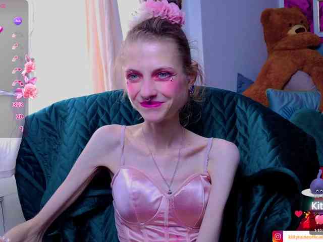 KittyRaine webcam