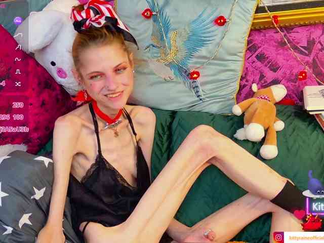 KittyRaine webcam