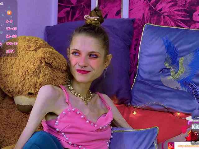 KittyRaine webcam