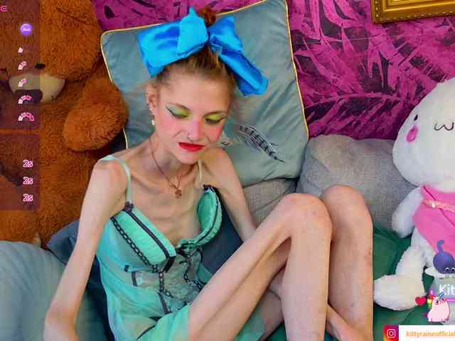 KittyRaine webcam