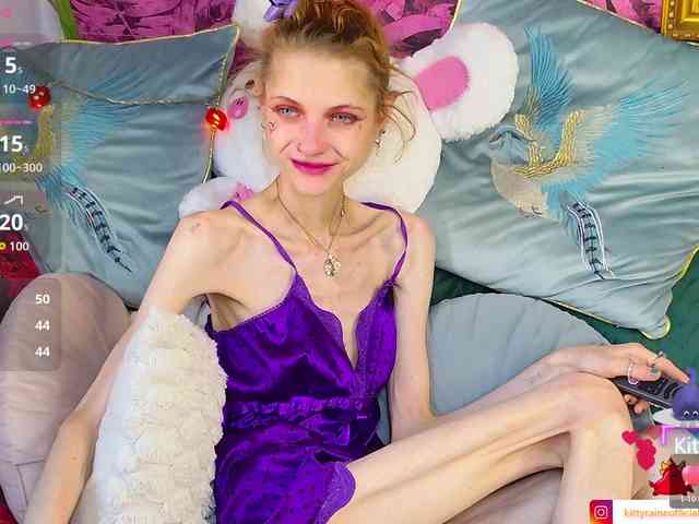 KittyRaine webcam